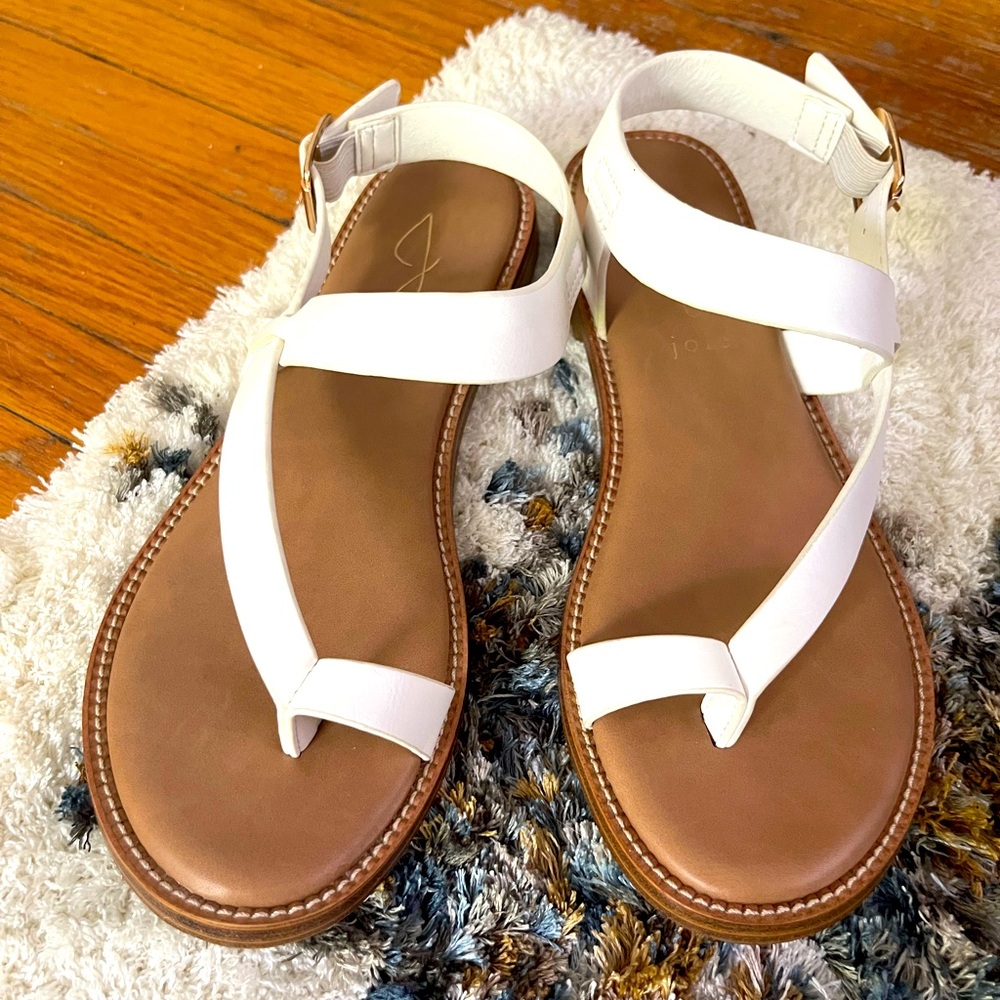 White Joie Thong Sandals - size 7